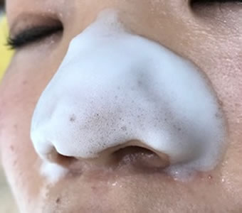 モコモコ泡のクレンジングパック